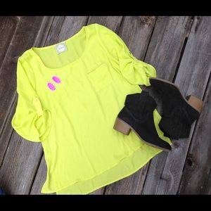 Alythea bright green blouse.